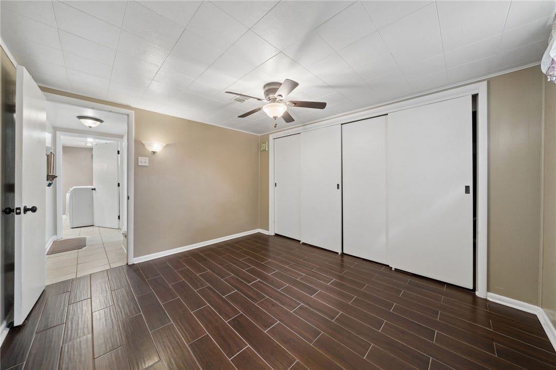 11 Angott Rd, Washington, PA 15301