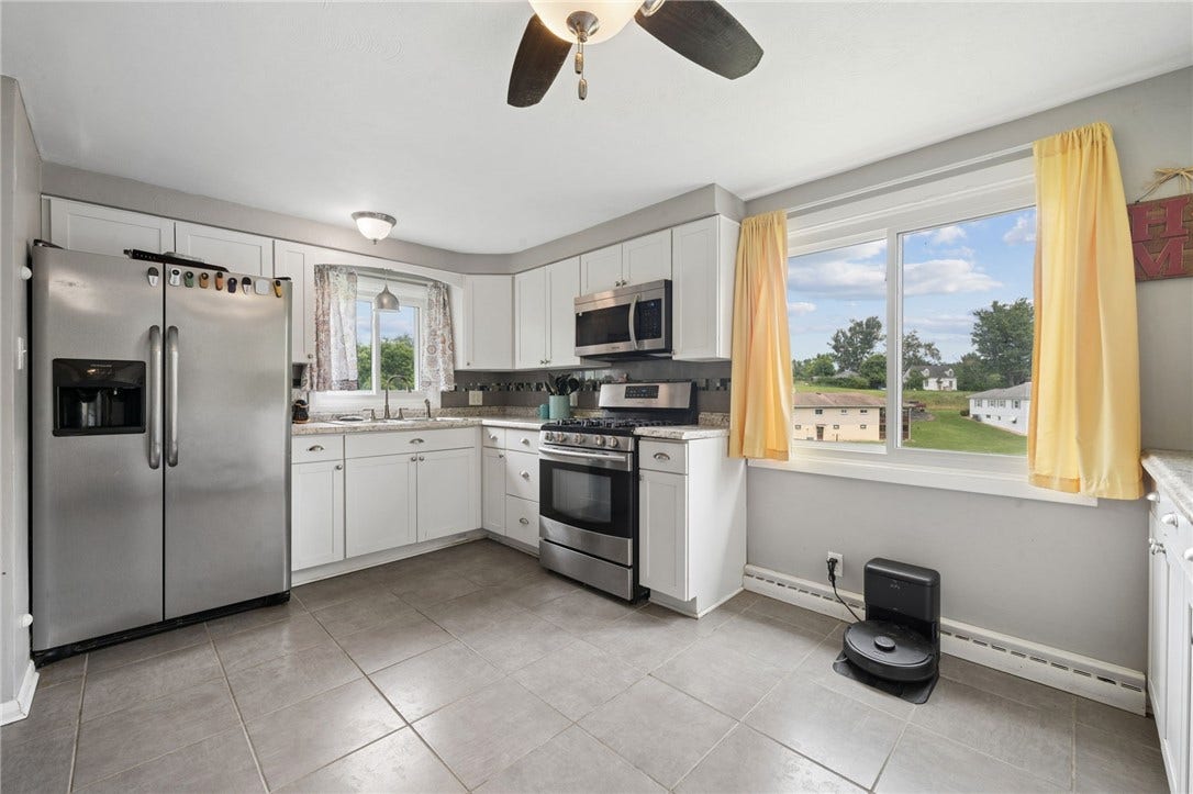 11 Angott Rd, Washington, PA 15301