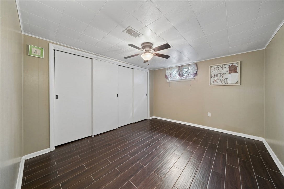 11 Angott Rd, Washington, PA 15301