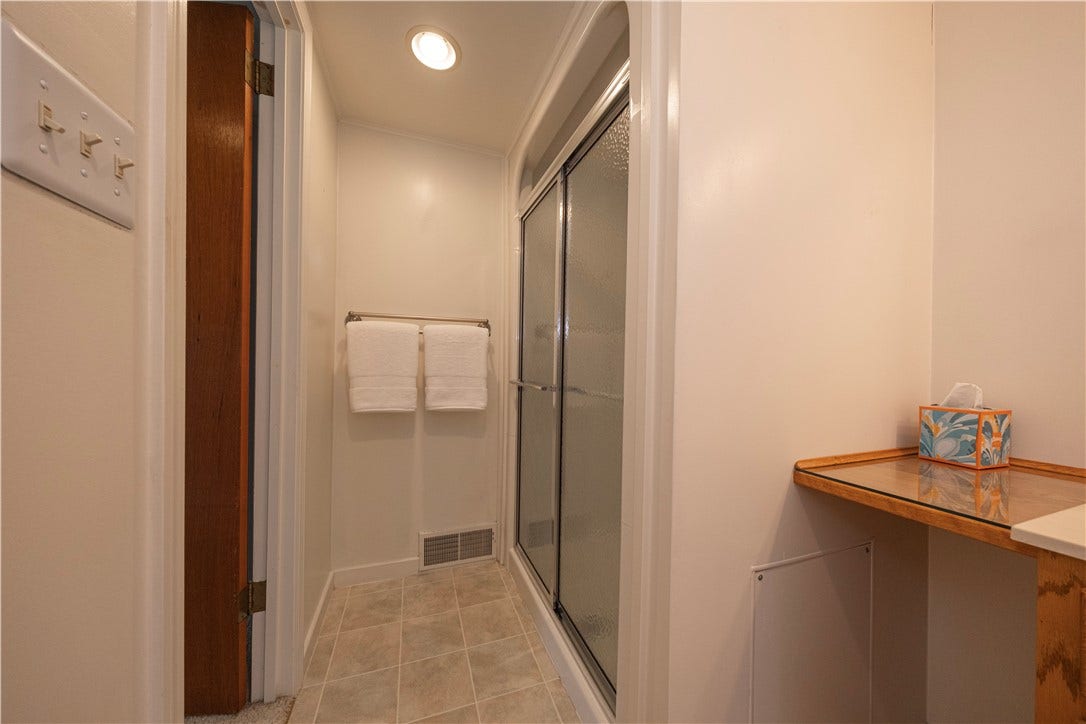 5229 Colewood Dr, Pittsburgh, PA 15236 5229 Colewood Dr, Pittsburgh, PA 15236