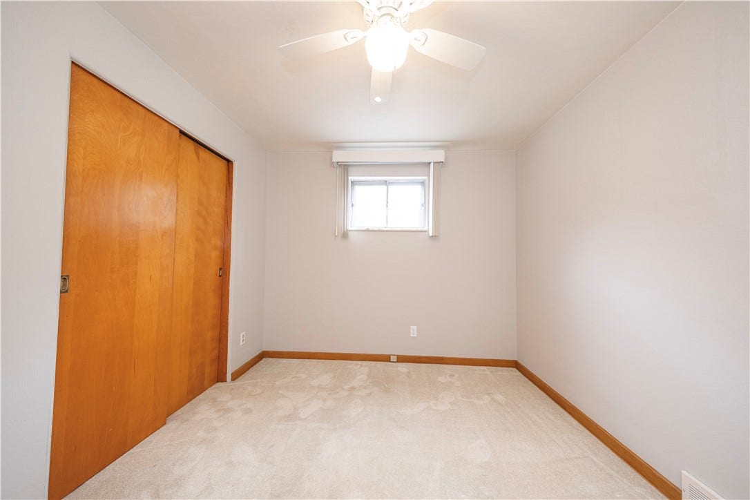 5229 Colewood Dr, Pittsburgh, PA 15236 2nd bedroom