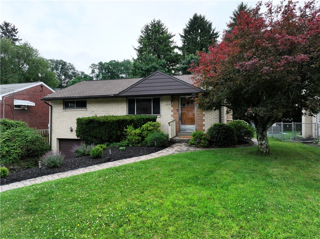 5229 Colewood Dr, Pittsburgh, PA 15236 5229 Colewood Dr, Pittsburgh, PA 15236