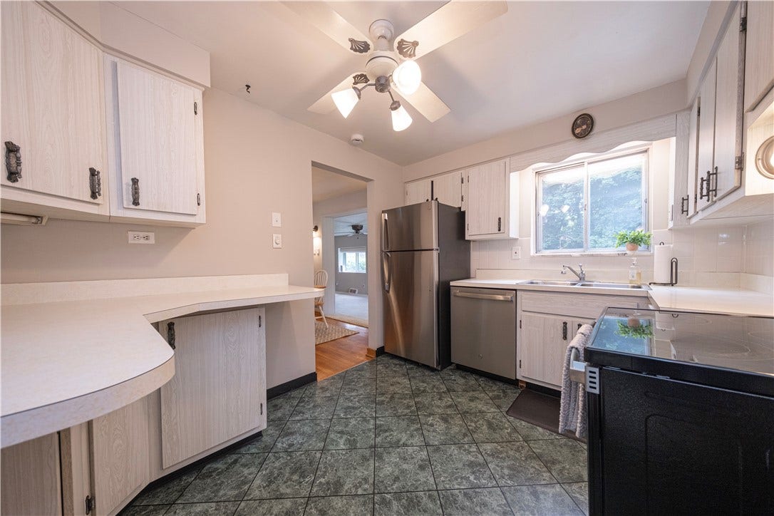 5229 Colewood Dr, Pittsburgh, PA 15236 5229 Colewood Dr, Pittsburgh, PA 15236