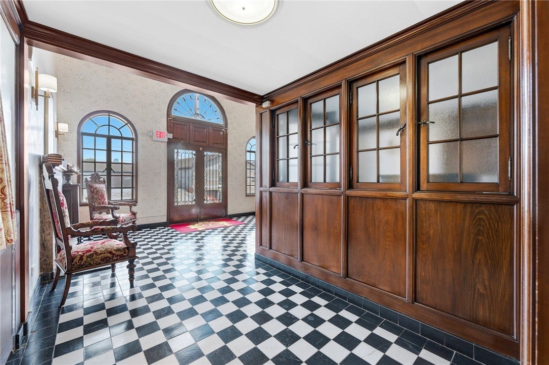 65 N Gallatin Ave, Uniontown, PA 15401
