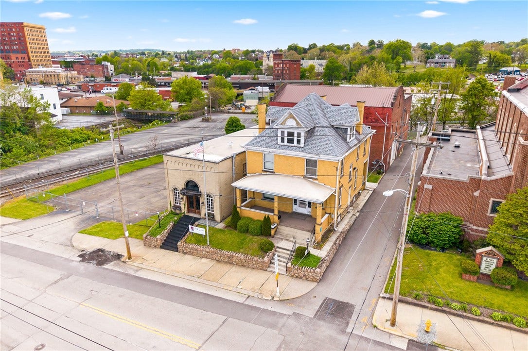 65 N Gallatin Ave, Uniontown, PA 15401