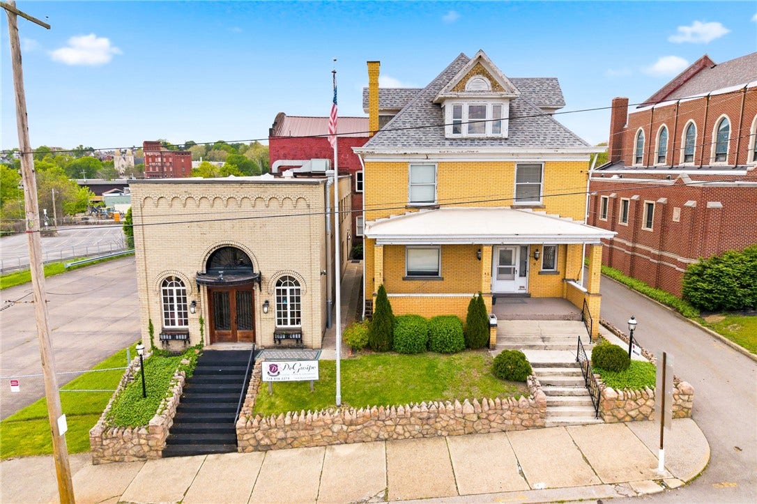 65 N Gallatin Ave, Uniontown, PA 15401