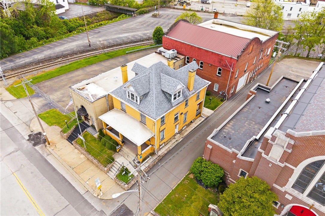 65 N Gallatin Ave, Uniontown, PA 15401