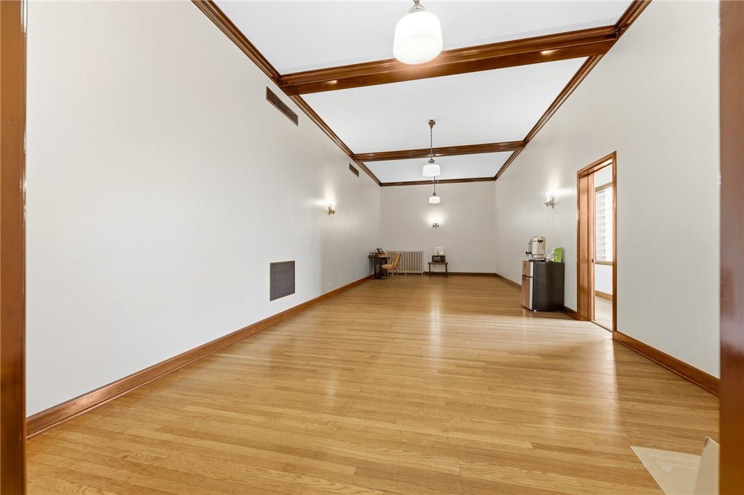 65 N Gallatin Ave, Uniontown, PA 15401
