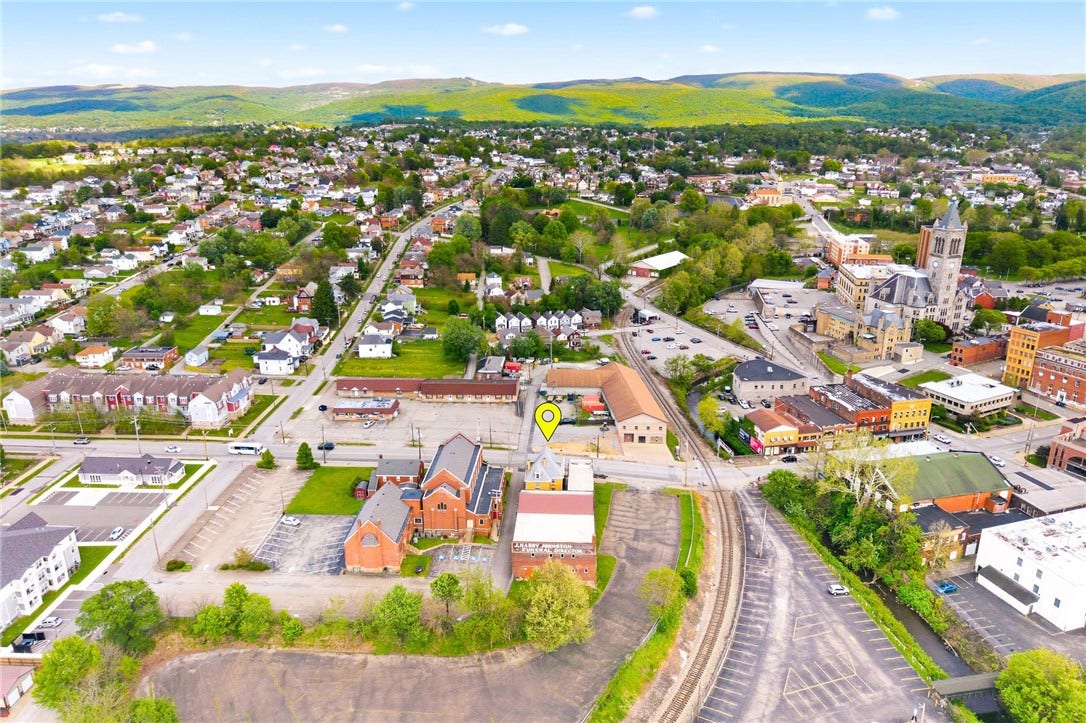 65 N Gallatin Ave, Uniontown, PA 15401