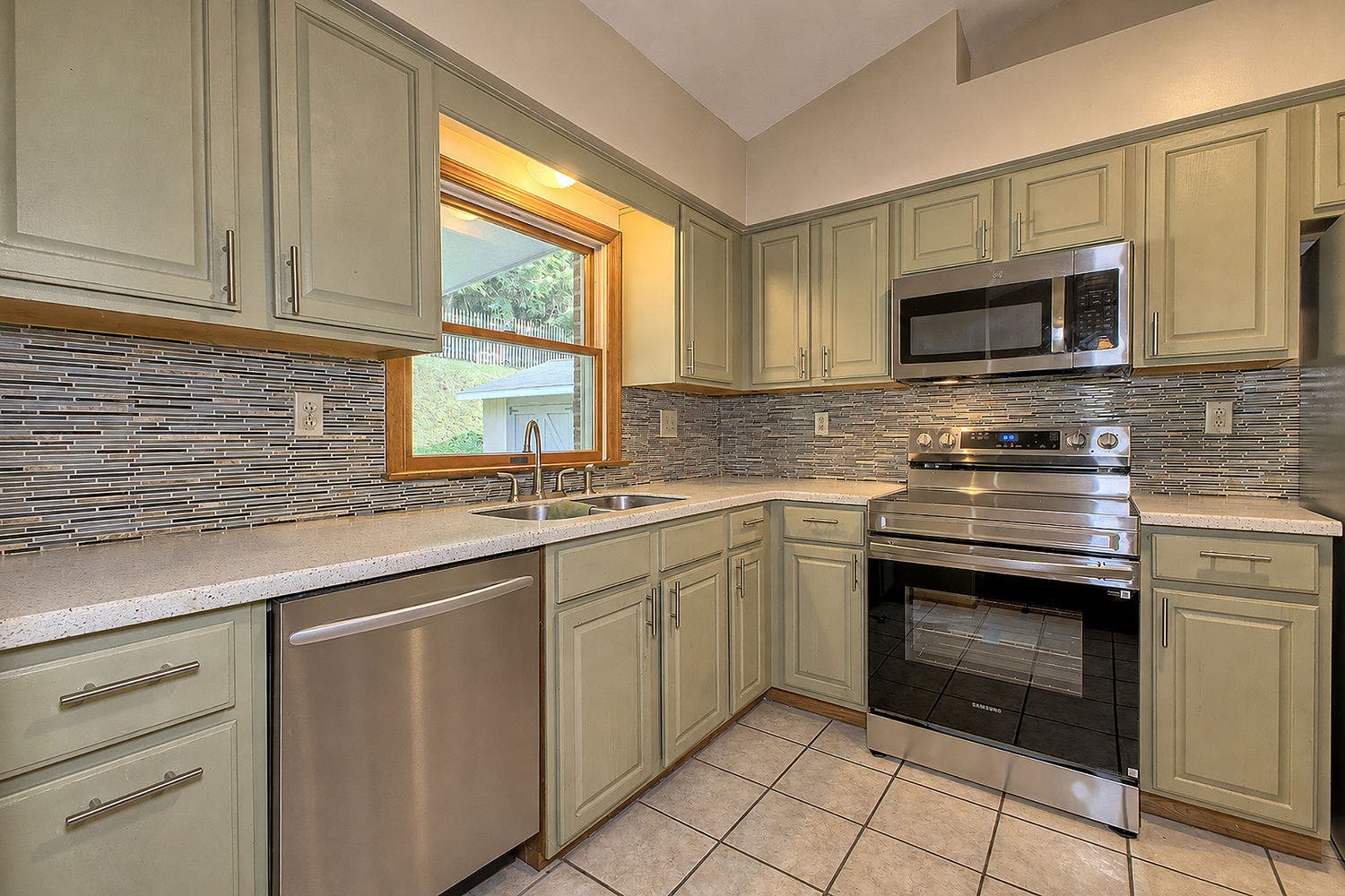 1125 Acorn Drive, Greensburg, PA 15601