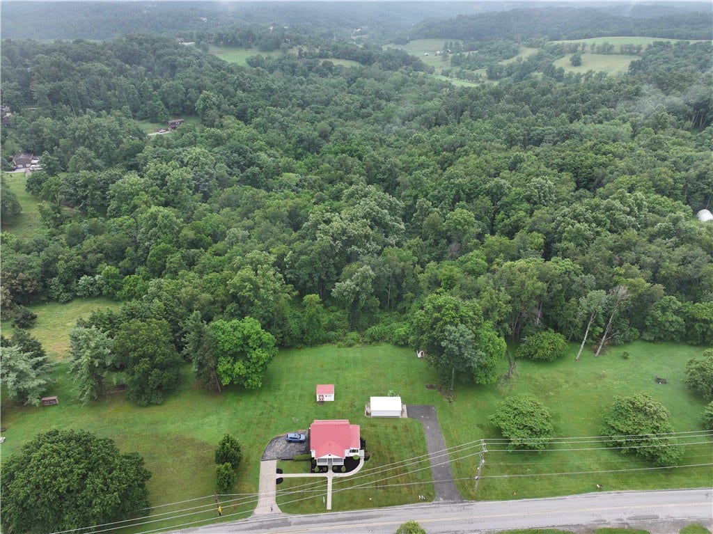 1112 S Hewitt Ave, Washington, PA 15301
