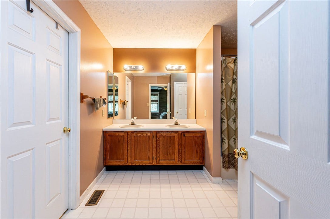 770 Altman Street, Irwin, PA 15642