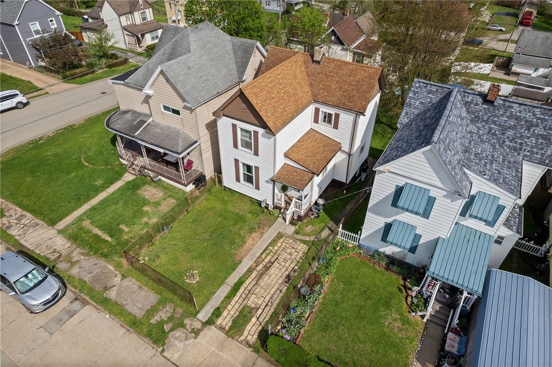 192 Lawrence Ave, Washington, PA 15301