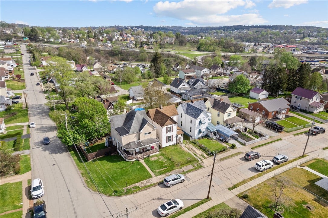192 Lawrence Ave, Washington, PA 15301