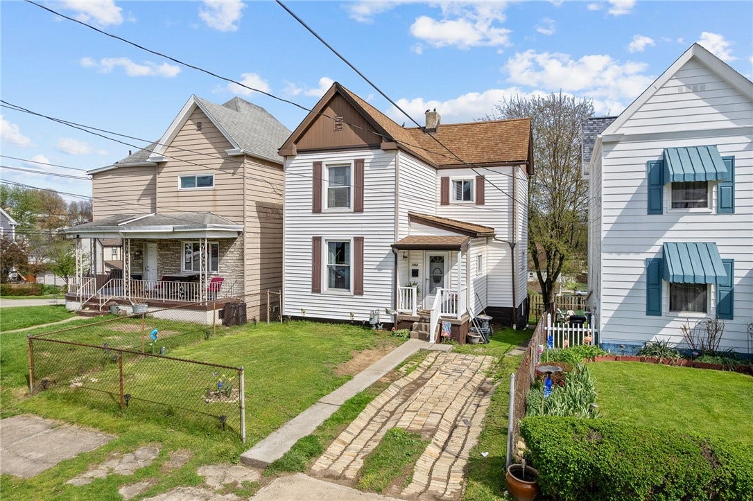 192 Lawrence Ave, Washington, PA 15301