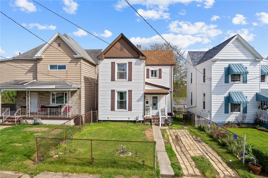 192 Lawrence Ave, Washington, PA 15301