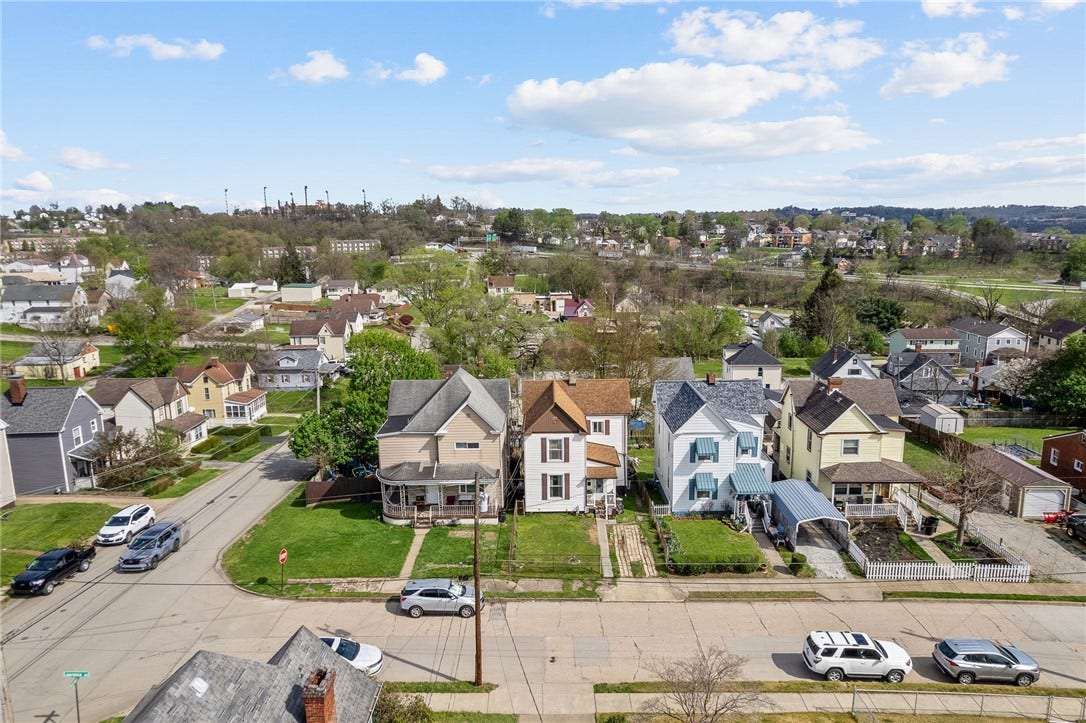 192 Lawrence Ave, Washington, PA 15301