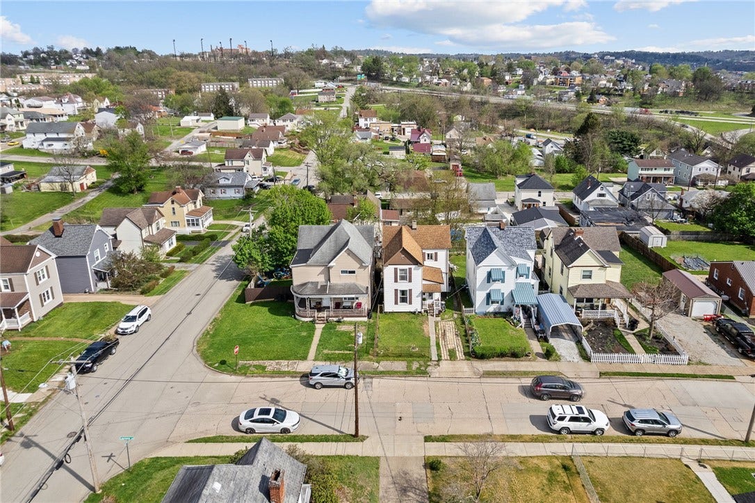 192 Lawrence Ave, Washington, PA 15301