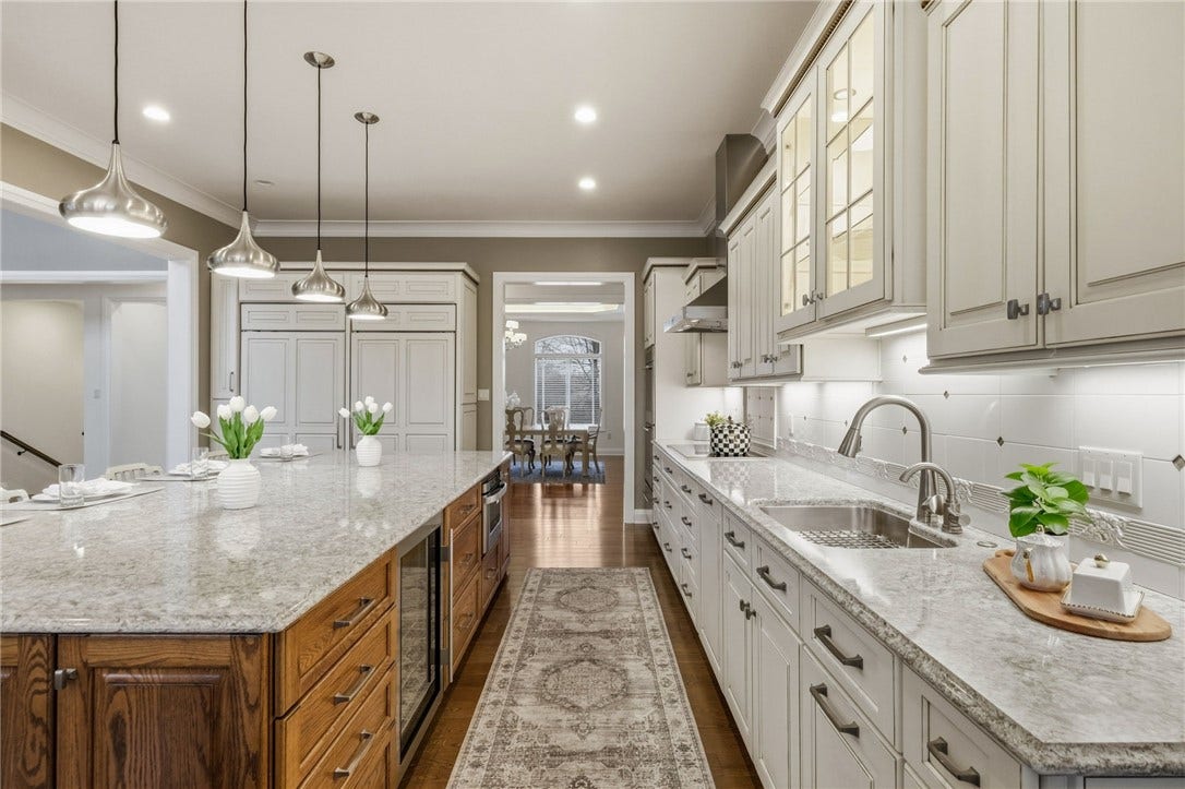 308 Sutherland Drive, Venetia, PA 15367