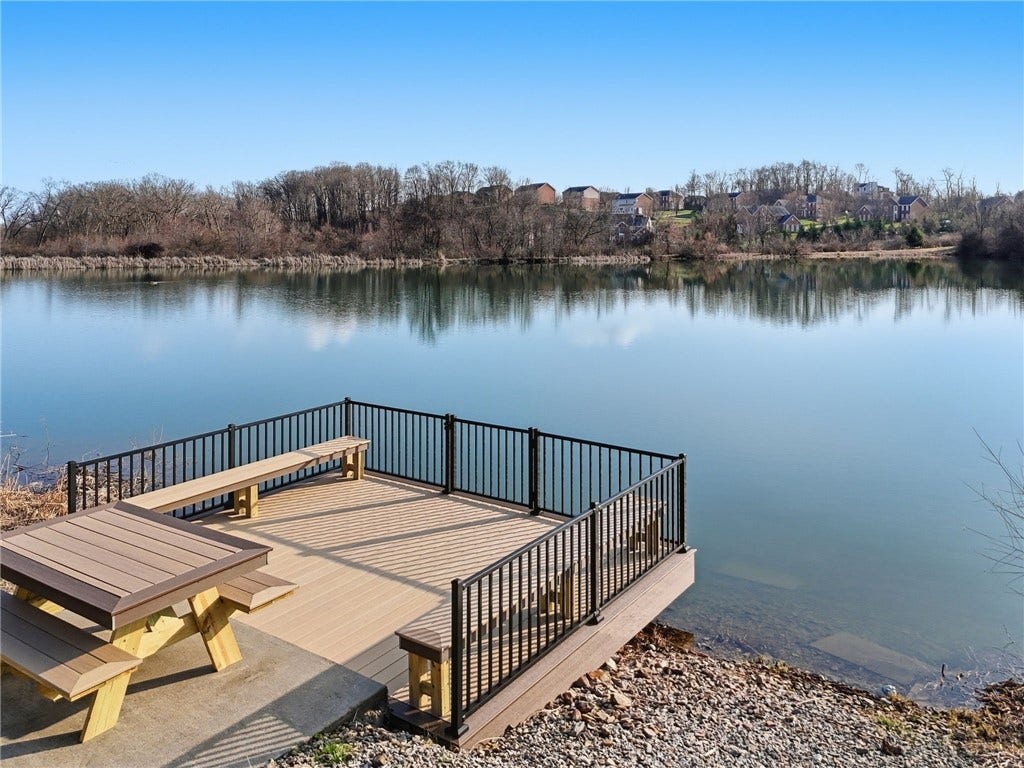 308 Sutherland Drive, Venetia, PA 15367