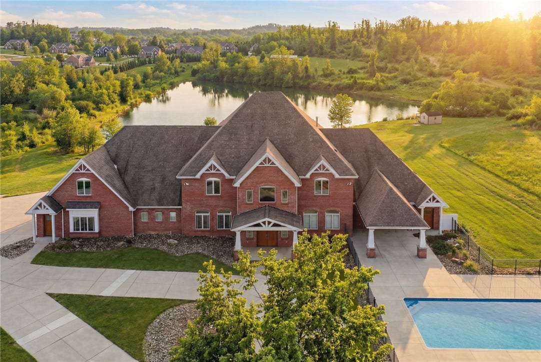 308 Sutherland Drive, Venetia, PA 15367