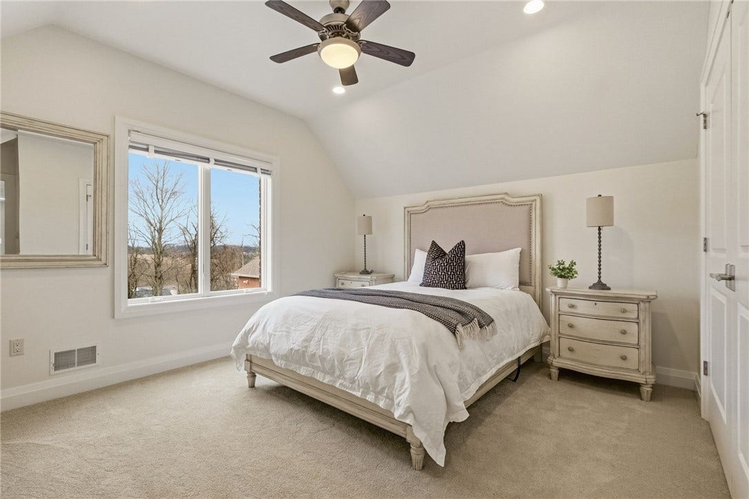 308 Sutherland Drive, Venetia, PA 15367