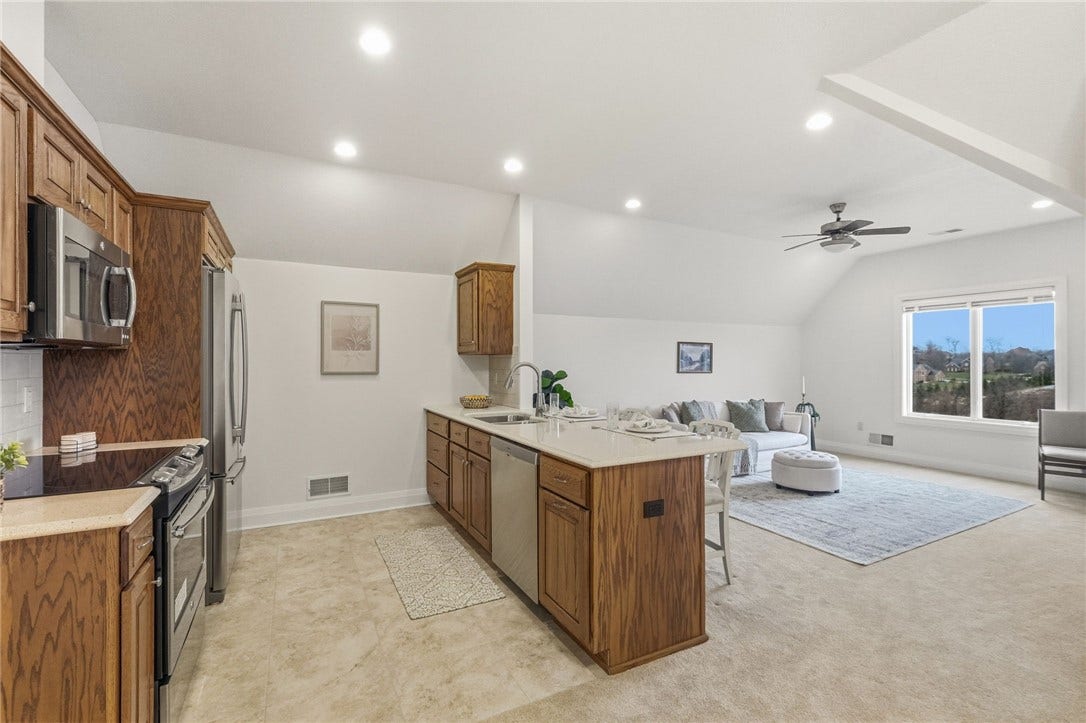 308 Sutherland Drive, Venetia, PA 15367