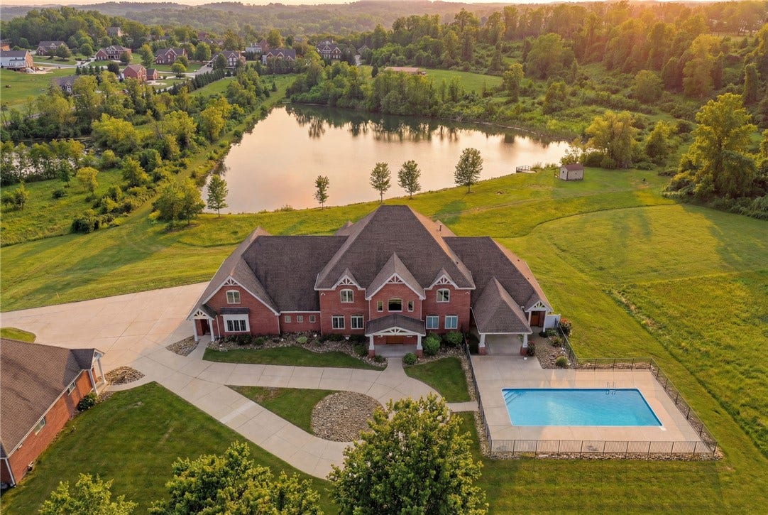 308 Sutherland Drive, Venetia, PA 15367