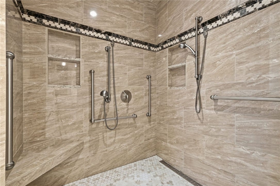 308 Sutherland Drive, Venetia, PA 15367