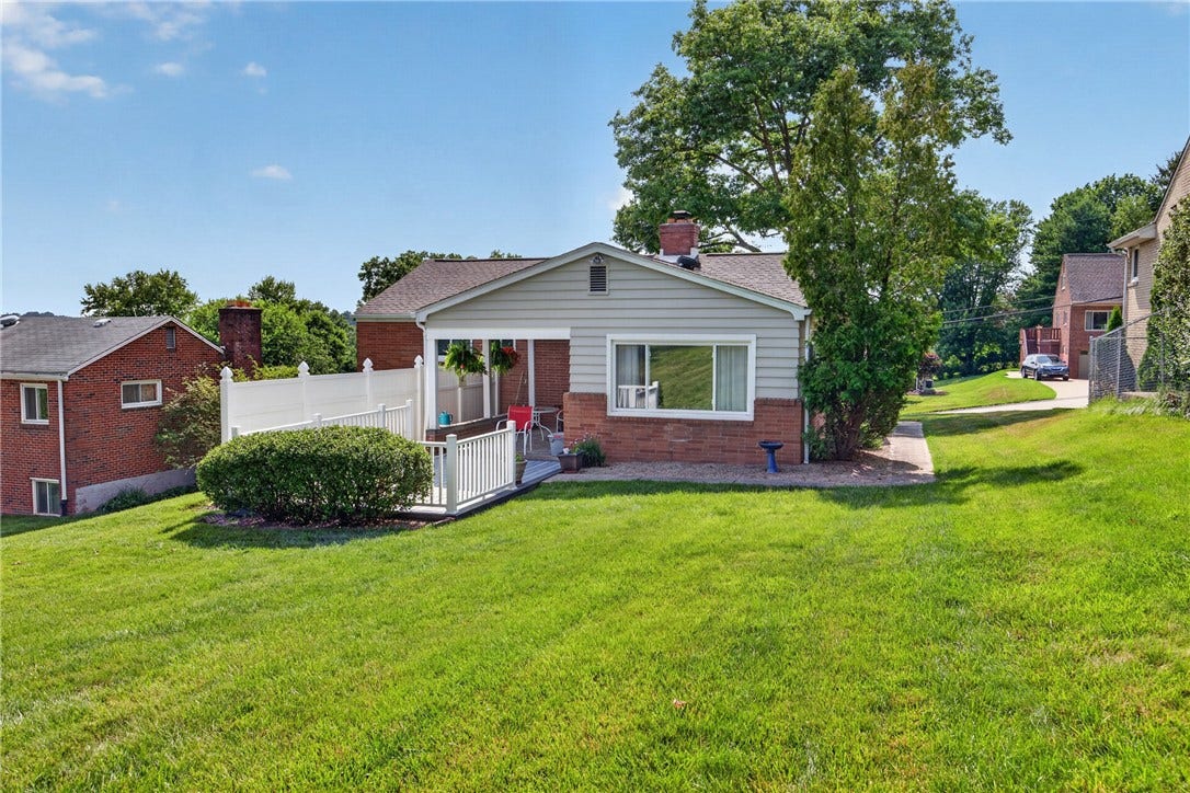 265 Oaklyn Rd., Bethel Park, PA 15102