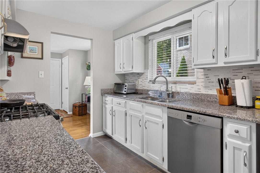 265 Oaklyn Rd., Bethel Park, PA 15102