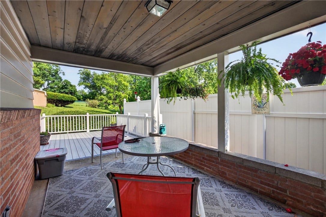 265 Oaklyn Rd., Bethel Park, PA 15102