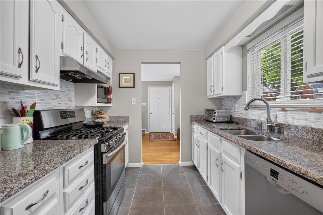 265 Oaklyn Rd., Bethel Park, PA 15102