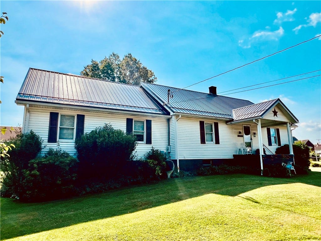 208 N. 2nd St, Masontown, PA 15461