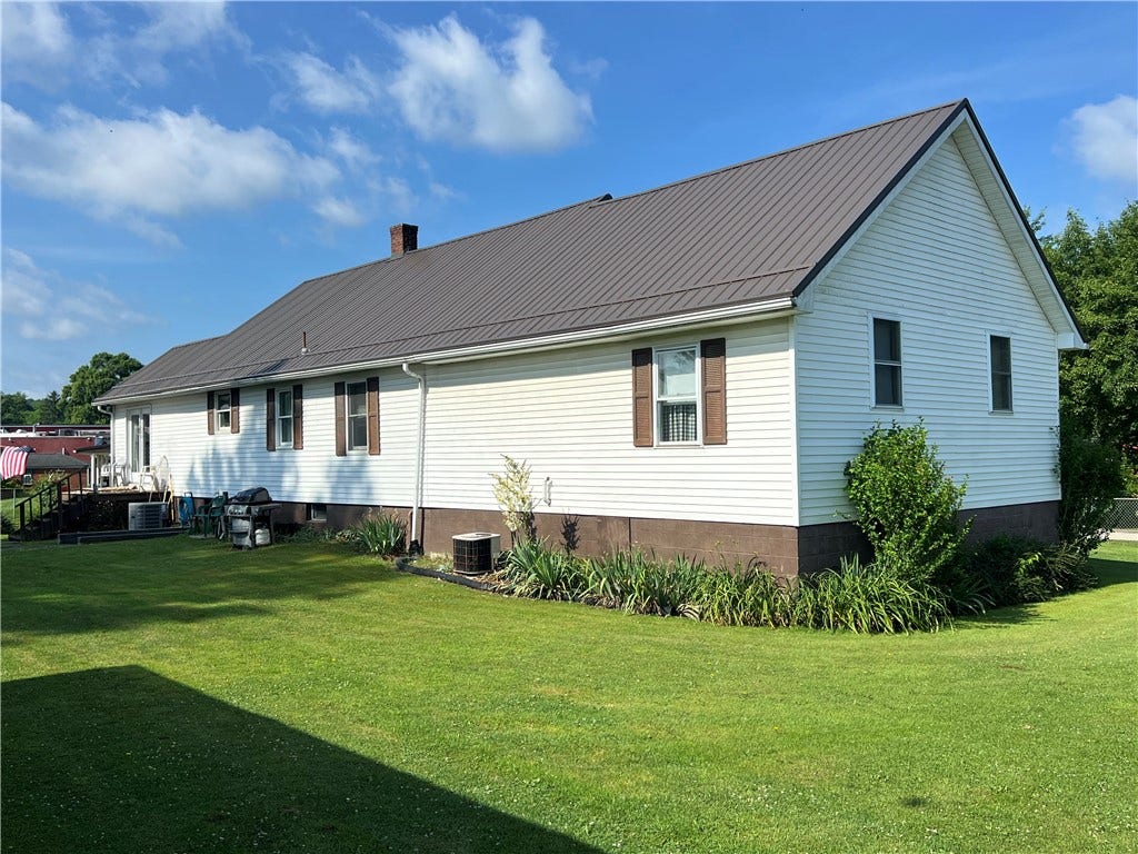 208 N. 2nd St, Masontown, PA 15461