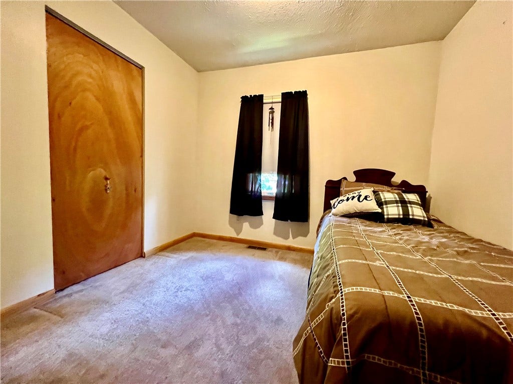 208 N. 2nd St, Masontown, PA 15461
