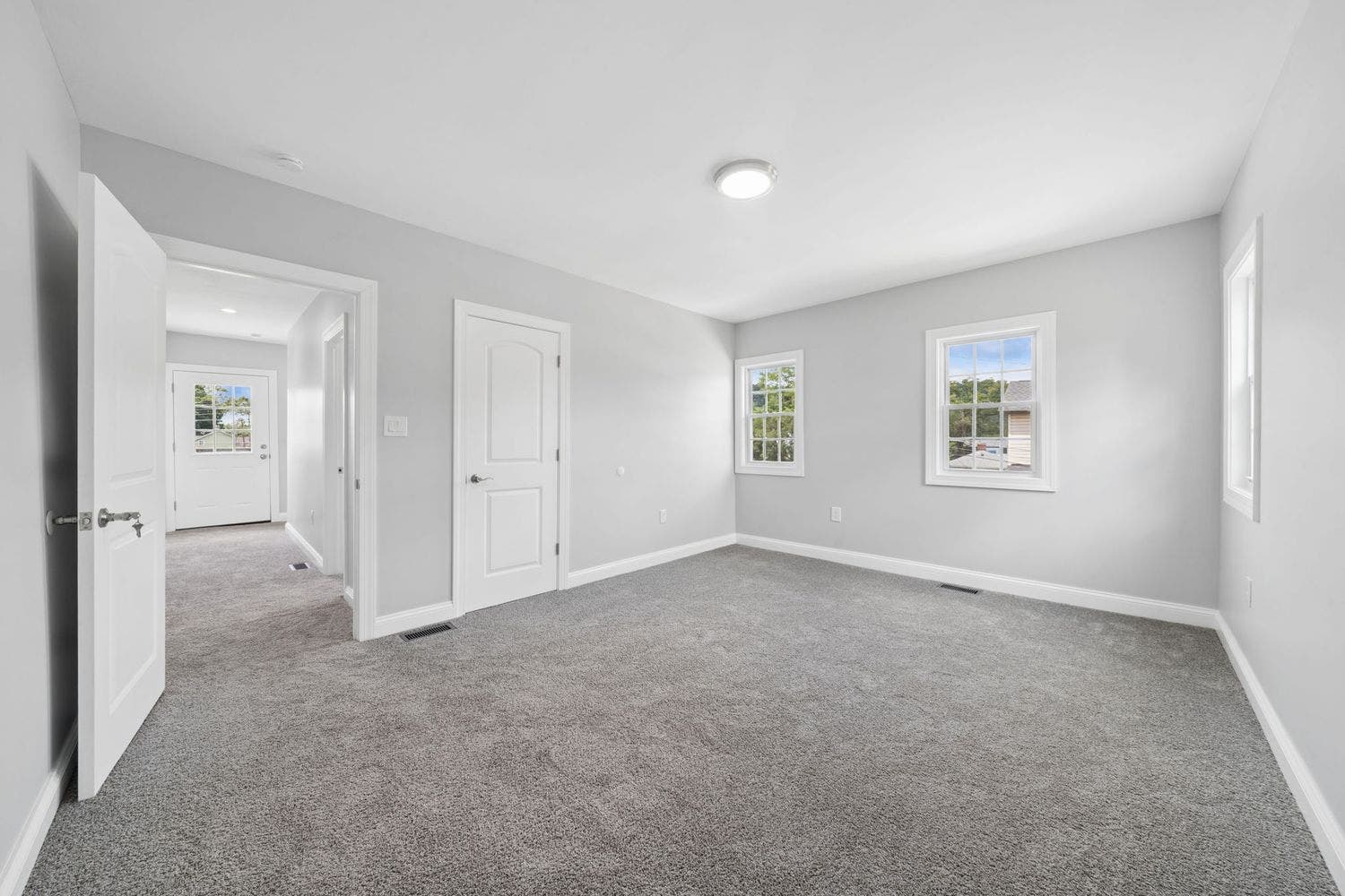 401 Lincoln St., Elizabeth, PA 15037