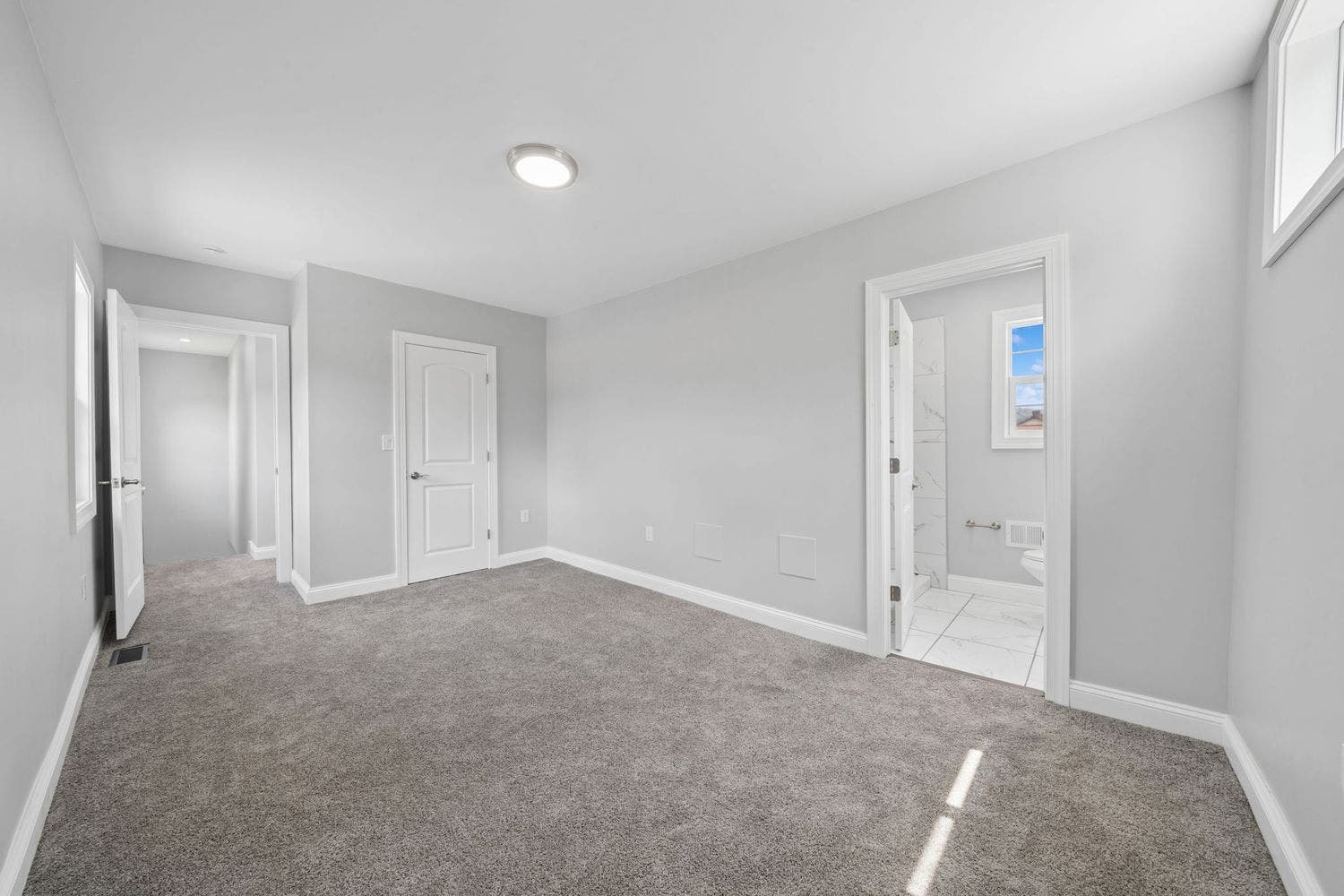 401 Lincoln St., Elizabeth, PA 15037