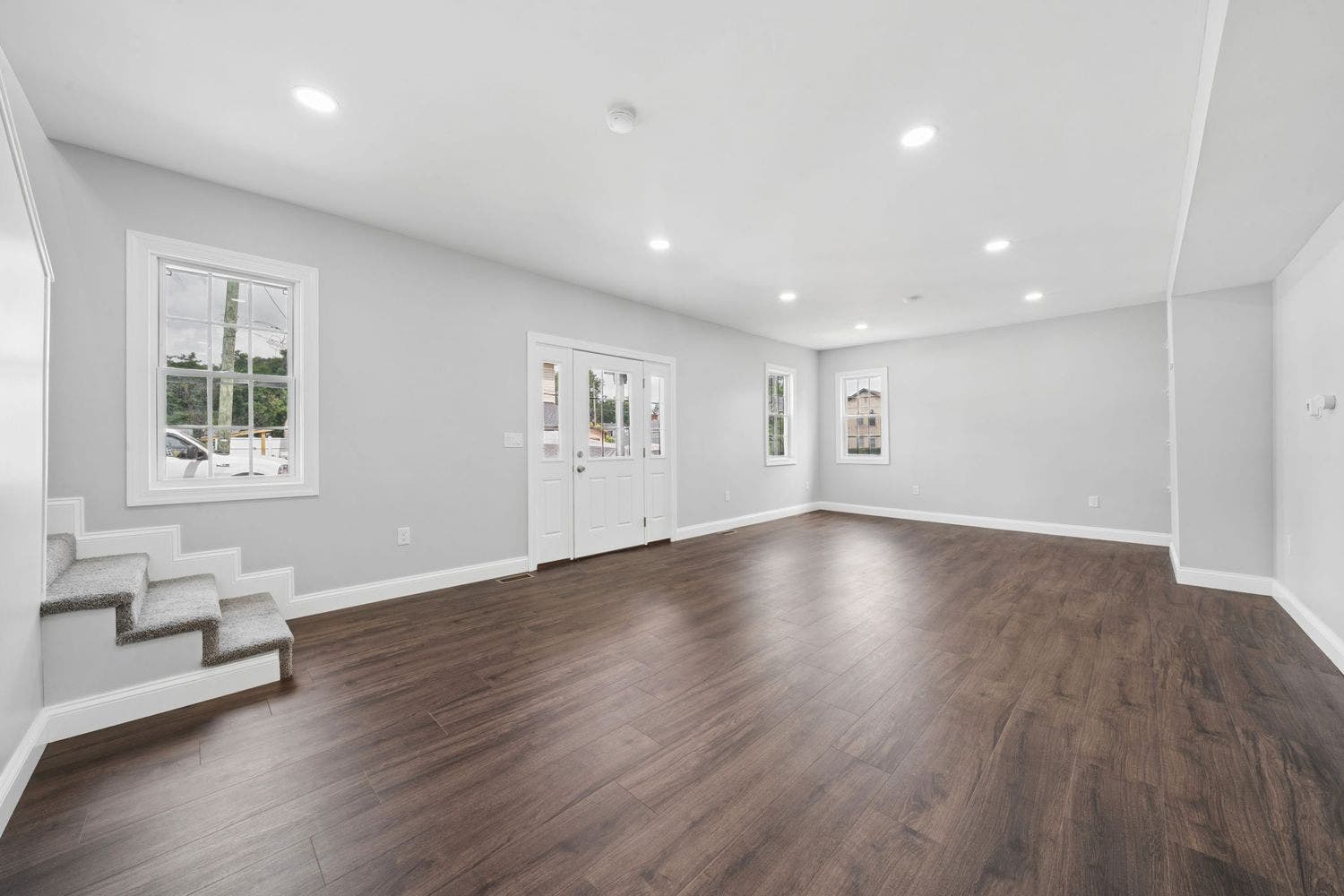 401 Lincoln St., Elizabeth, PA 15037