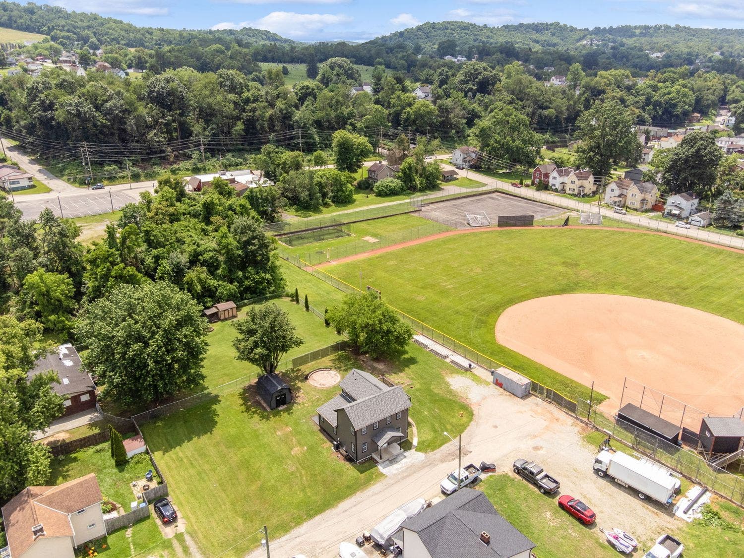 401 Lincoln St., Elizabeth, PA 15037