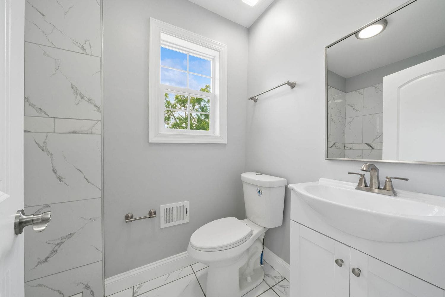 401 Lincoln St., Elizabeth, PA 15037