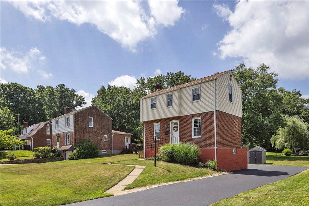 610 Patterson Rd, Bethel Park, PA 15102