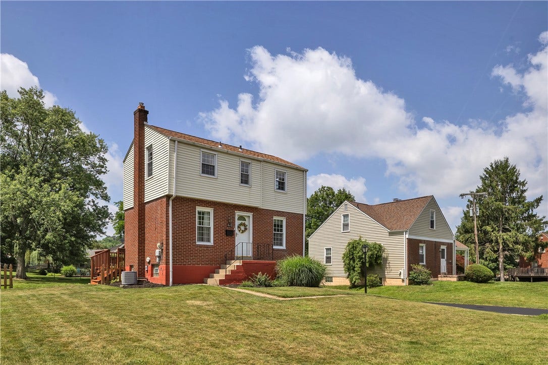 610 Patterson Rd, Bethel Park, PA 15102
