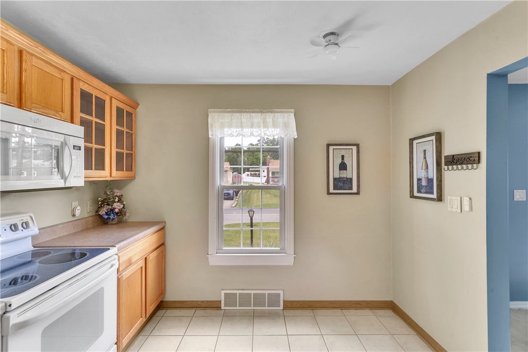 610 Patterson Rd, Bethel Park, PA 15102