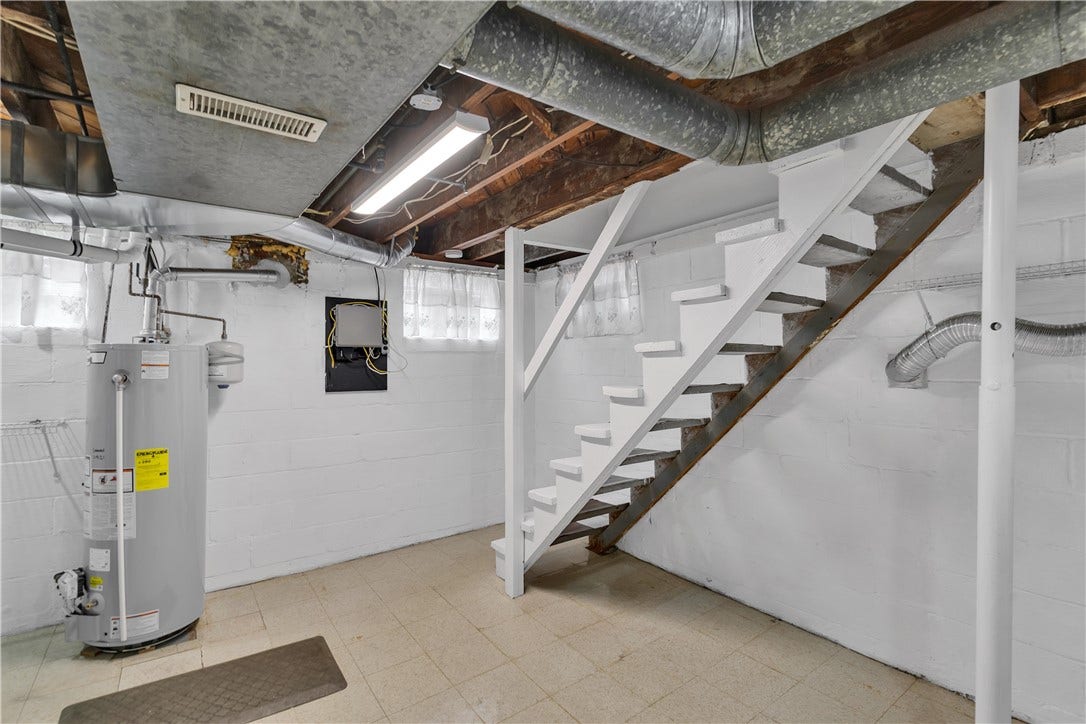 610 Patterson Rd, Bethel Park, PA 15102