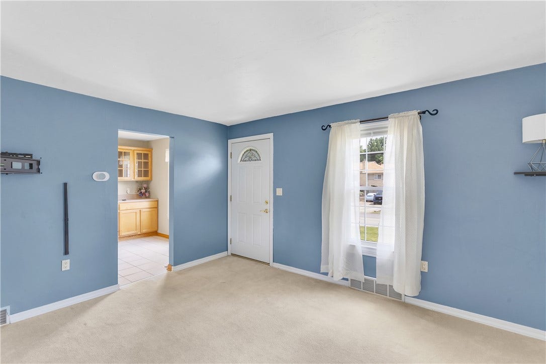 610 Patterson Rd, Bethel Park, PA 15102