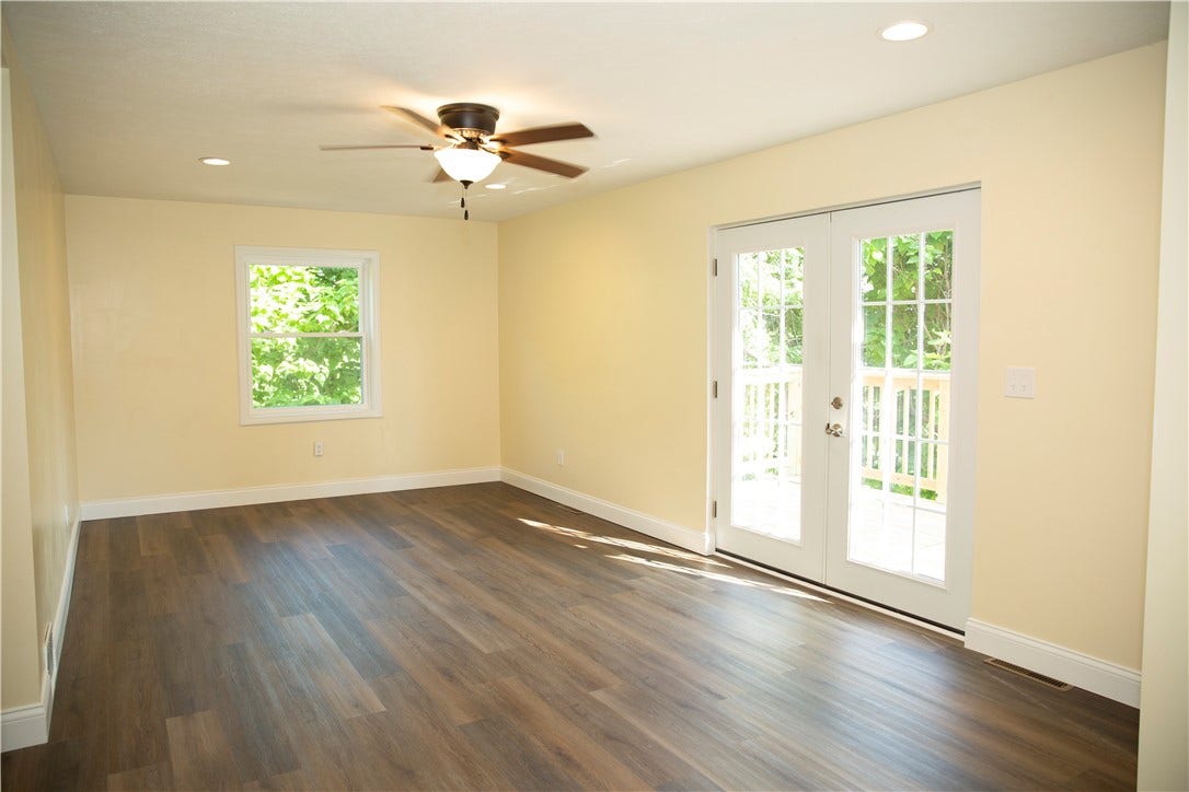 387 W Wylie Ave, Washington, PA 15301