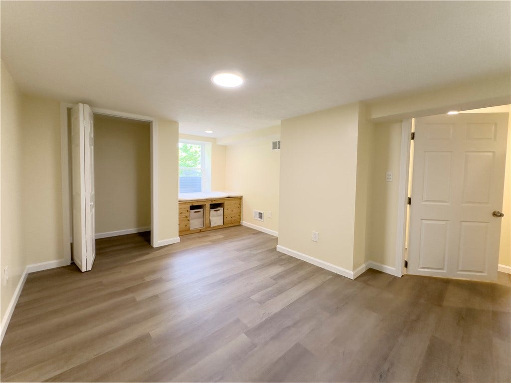 387 W Wylie Ave, Washington, PA 15301