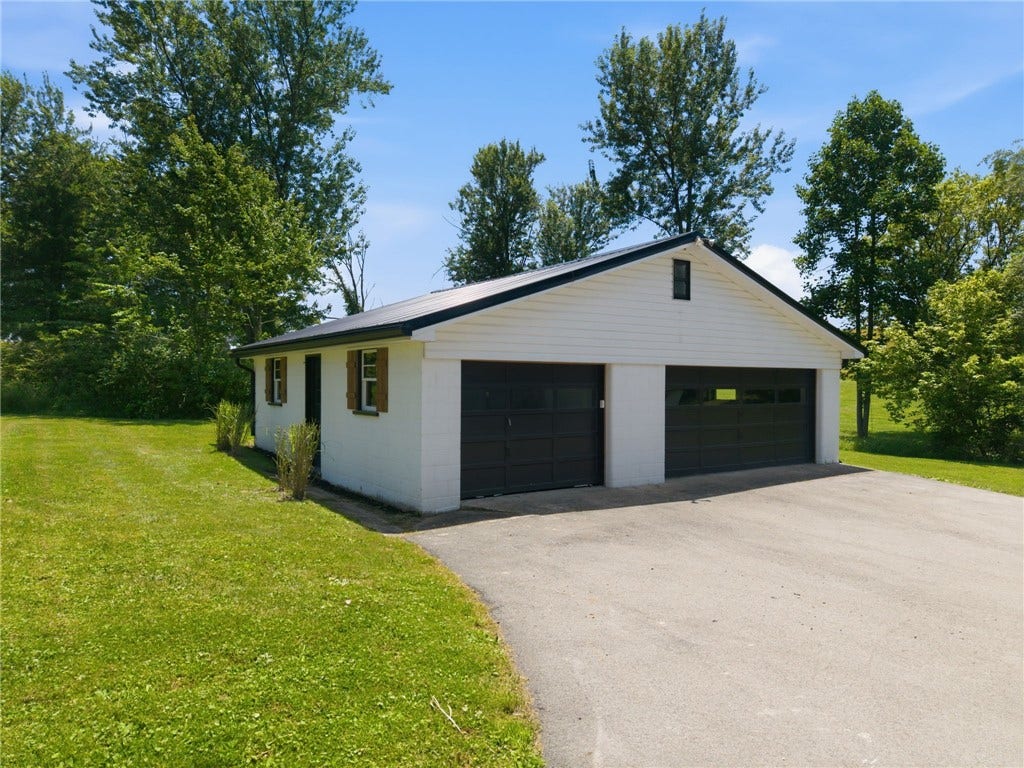 1520 State Route 130, Greensburg, PA 15601