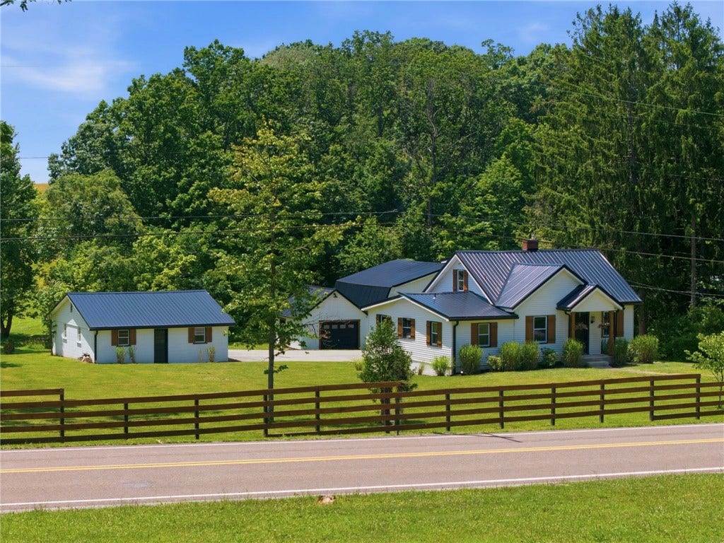 1520 State Route 130, Greensburg, PA 15601